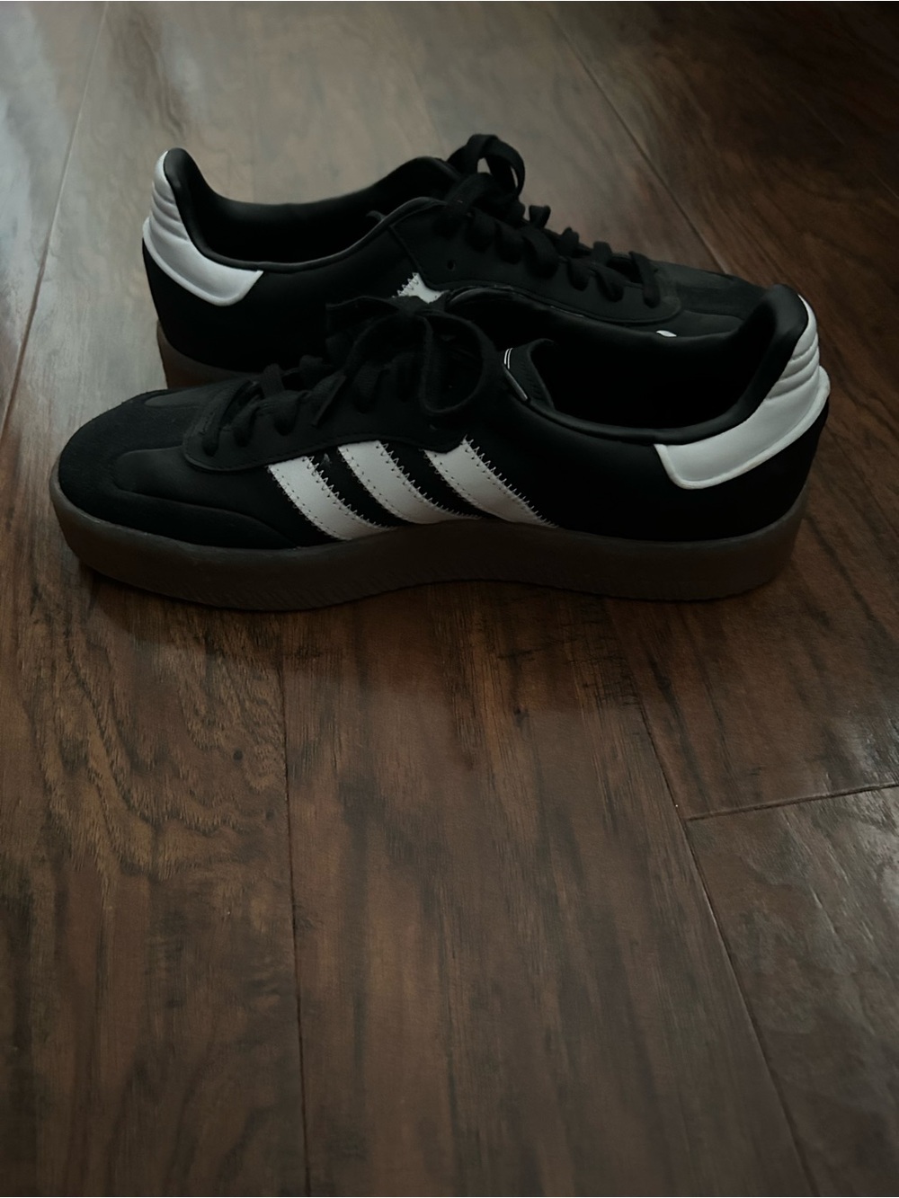 adidas Men’s Black & White Retro Three-Stripe Sneakers - Picture 5 of 6